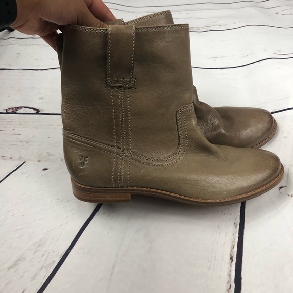 Frye Anna Ash Boots - Picture 4 of 8